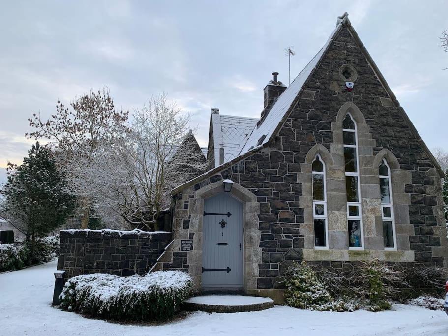 Old Schoolhouse, Galgorm Villa Dış mekan fotoğraf
